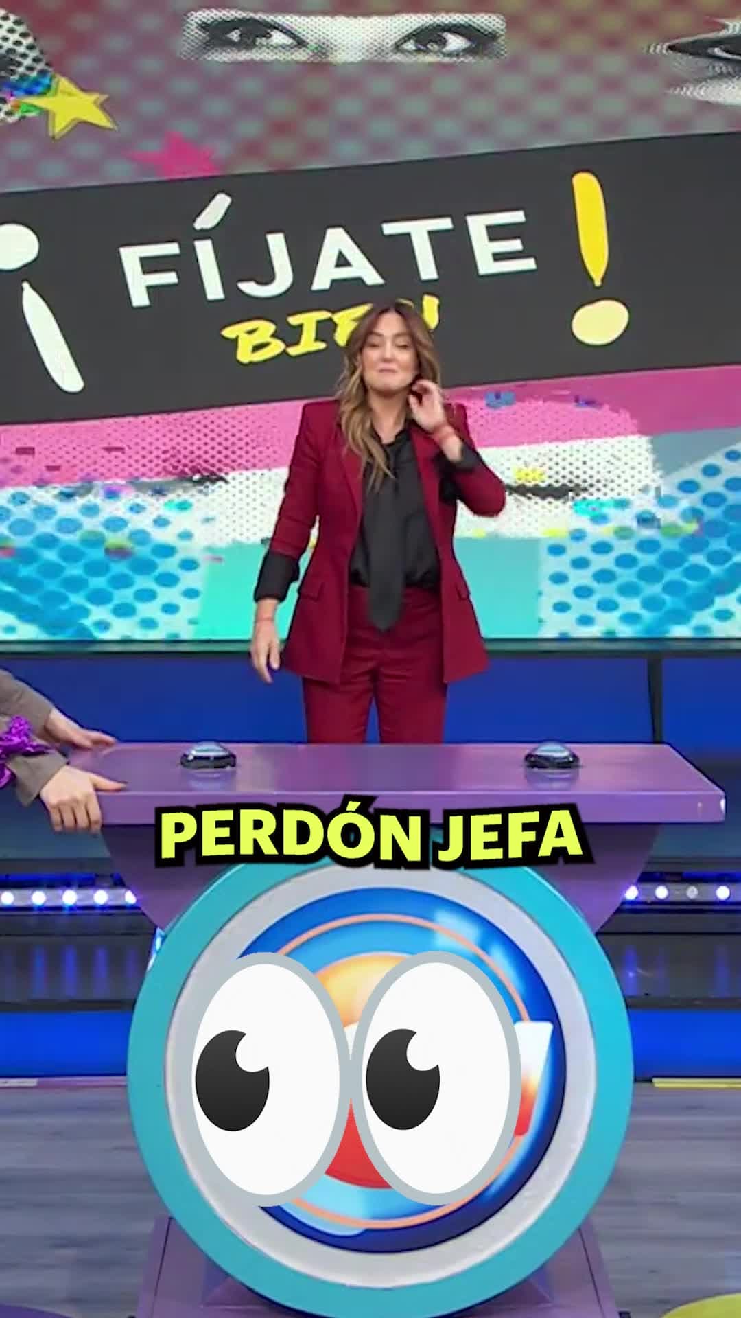 Andrea y Luis Carlos SONROJAN a TODOS en el foro... menos a Gali