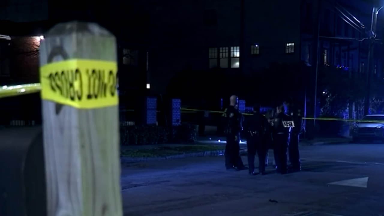 Acusan a adolescente de atacar a joven y niño de 11 años en Atlanta