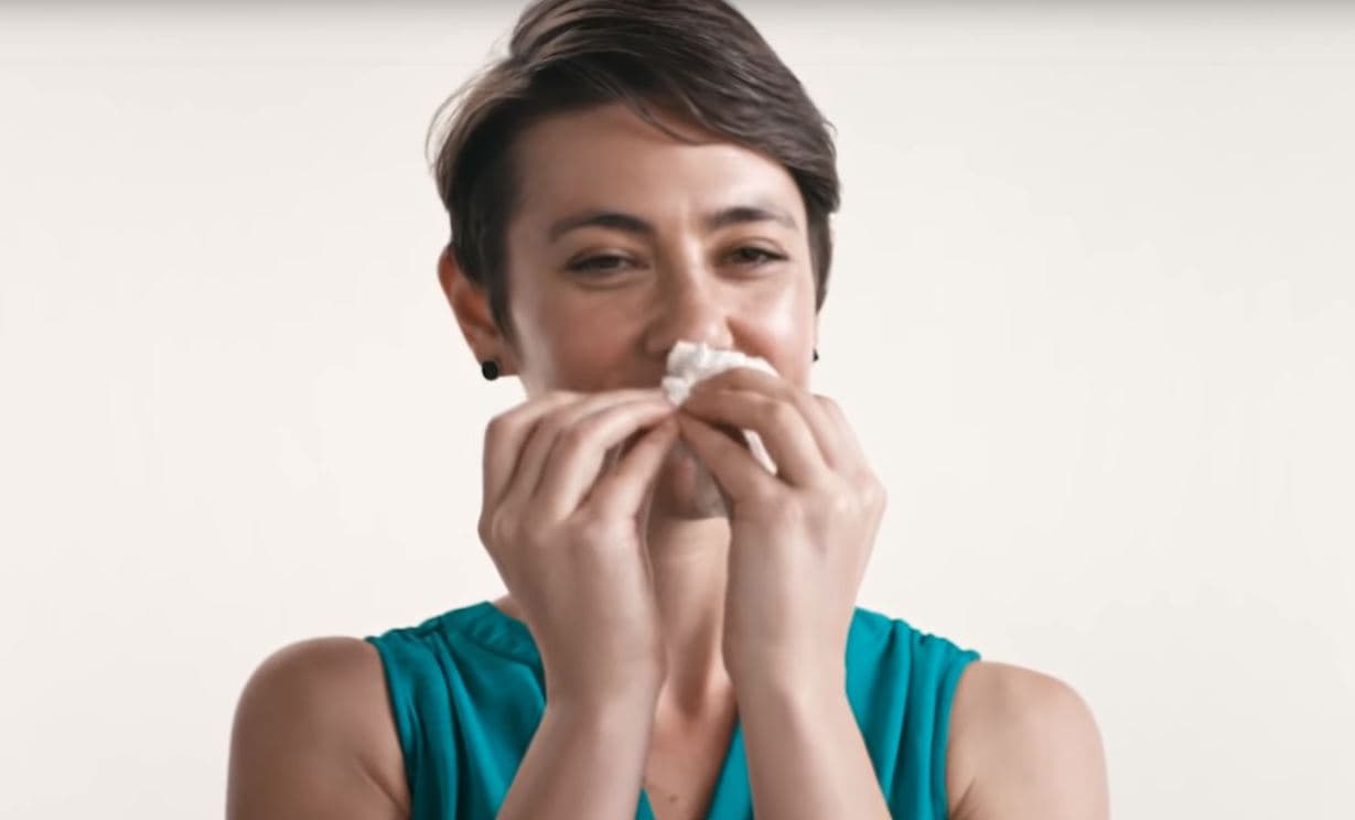 Compañía vende pañuelos desechables con gérmenes a $80. Aquí te explicamos por qué