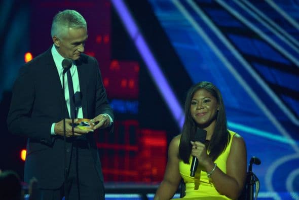 La joven tiene una discapacidad, y eso por nada ha afectado sus sueños.