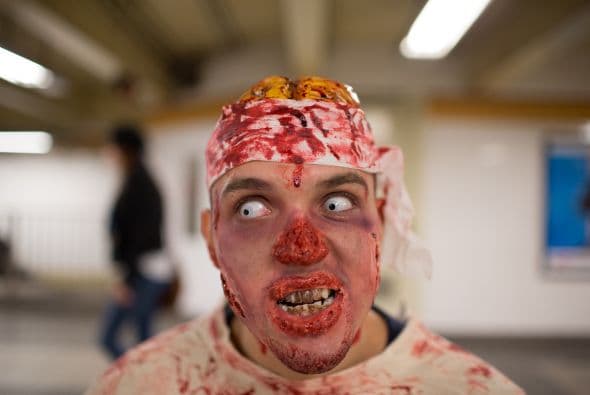 Algunos de los participantes echaron a volar su imaginación con su atuendo, que puede usarse por lo general sólo una vez al año.