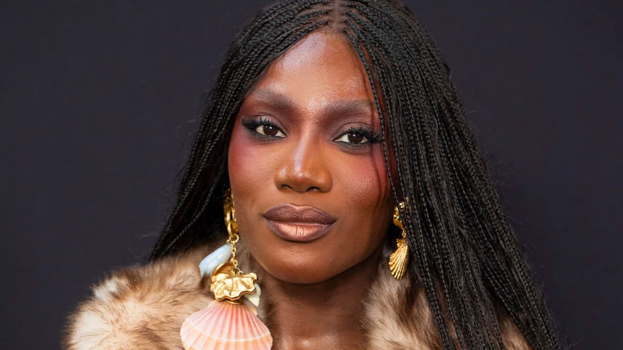 <h3 class="cms-H3-H3">Doechii | 8 de junio | BET Awards, Los Ángeles </h3>
<br>En su discurso de agradecimiento, la rapera sacudió la gala: “
<b>Donald Trump está usando fuerzas militares contra manifestantes pacíficos</b> en L.A. Eso no es proteger, es reprimir". Un acto de arte y protesta en un solo momento.