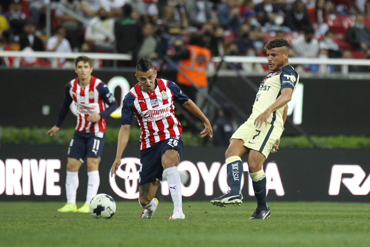 El Guadalajara y las Águilas brindaron un duelo poco espectacular en el Estadio Akron, aunque los locales tuvieron mejores oportunidades para marcar.
