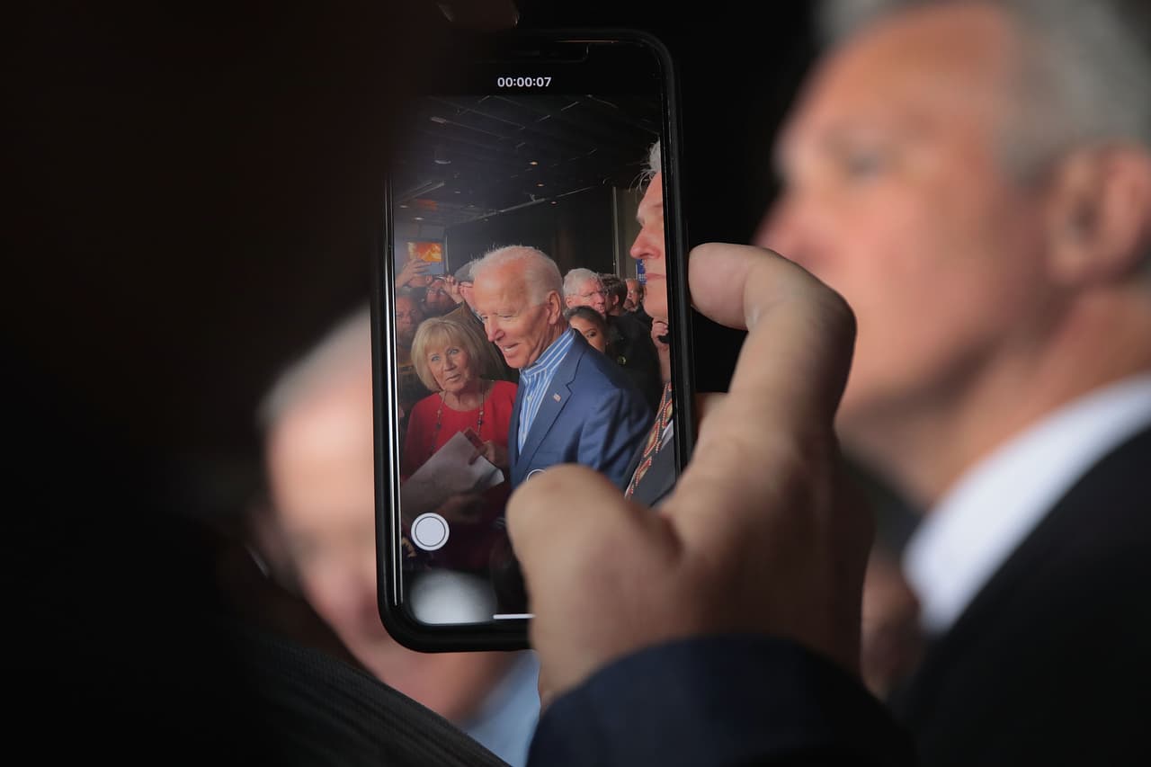 El exvicepresidente Joe Biden ha hecho una apuesta por la diversidad en su equipo de campaña.