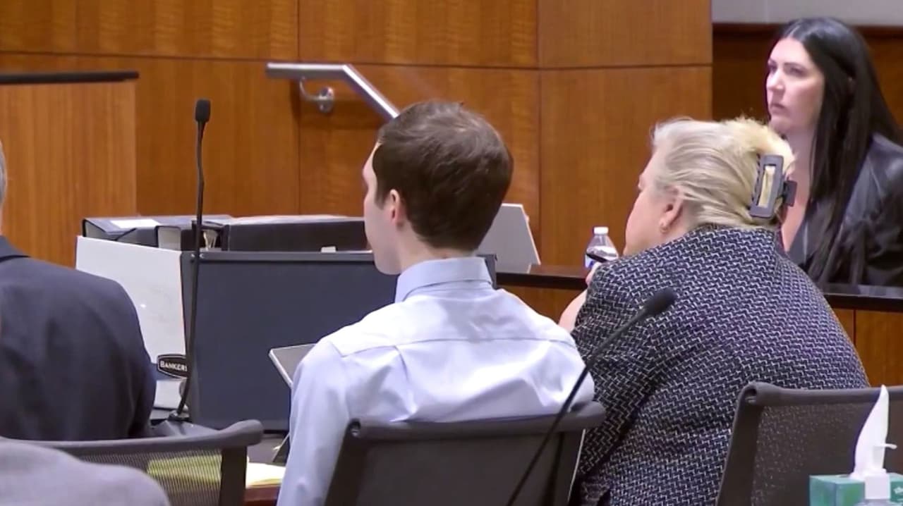 La defensa de Tyler Robinson, acusado de matar a Charlie Kirk, pide posponer la audiencia: ¿por qué?