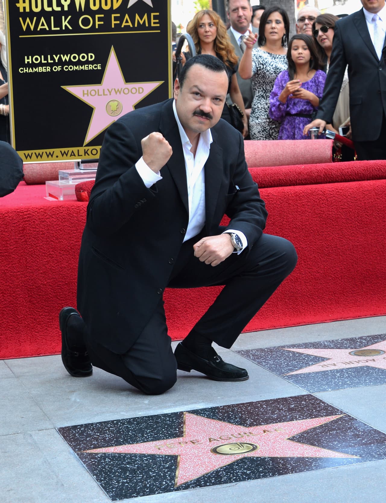 <b>Pepe Aguilar</b> también recibió el reconocimiento por su talento y éxitos musicales en 2012.