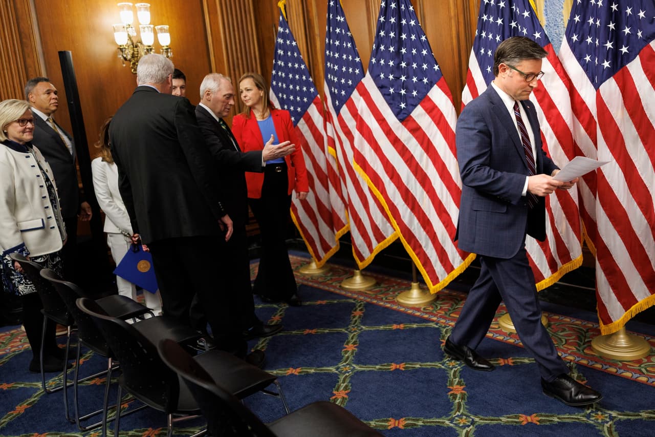 Corte Suprema de EEUU da escaso alivio a republicanos enfrentados por los aranceles de Trump