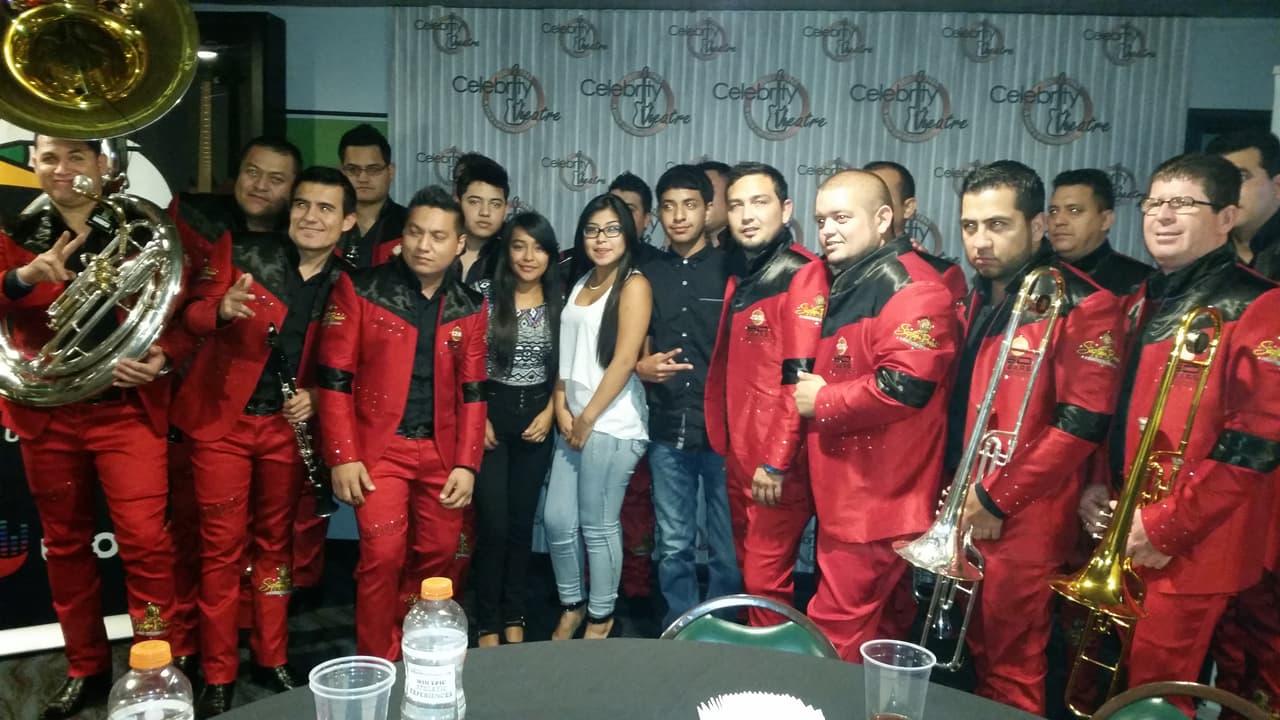 Desde Guamuchil, Sinaloa presentado todos sus éxitos como “Bonito y Bello”, y “Se va muriendo mi alma”, la Séptima Banda prendió a todo el público en Celebrity Theater en el Concierto Privado de la 105.9 y Univisión Arizona.
