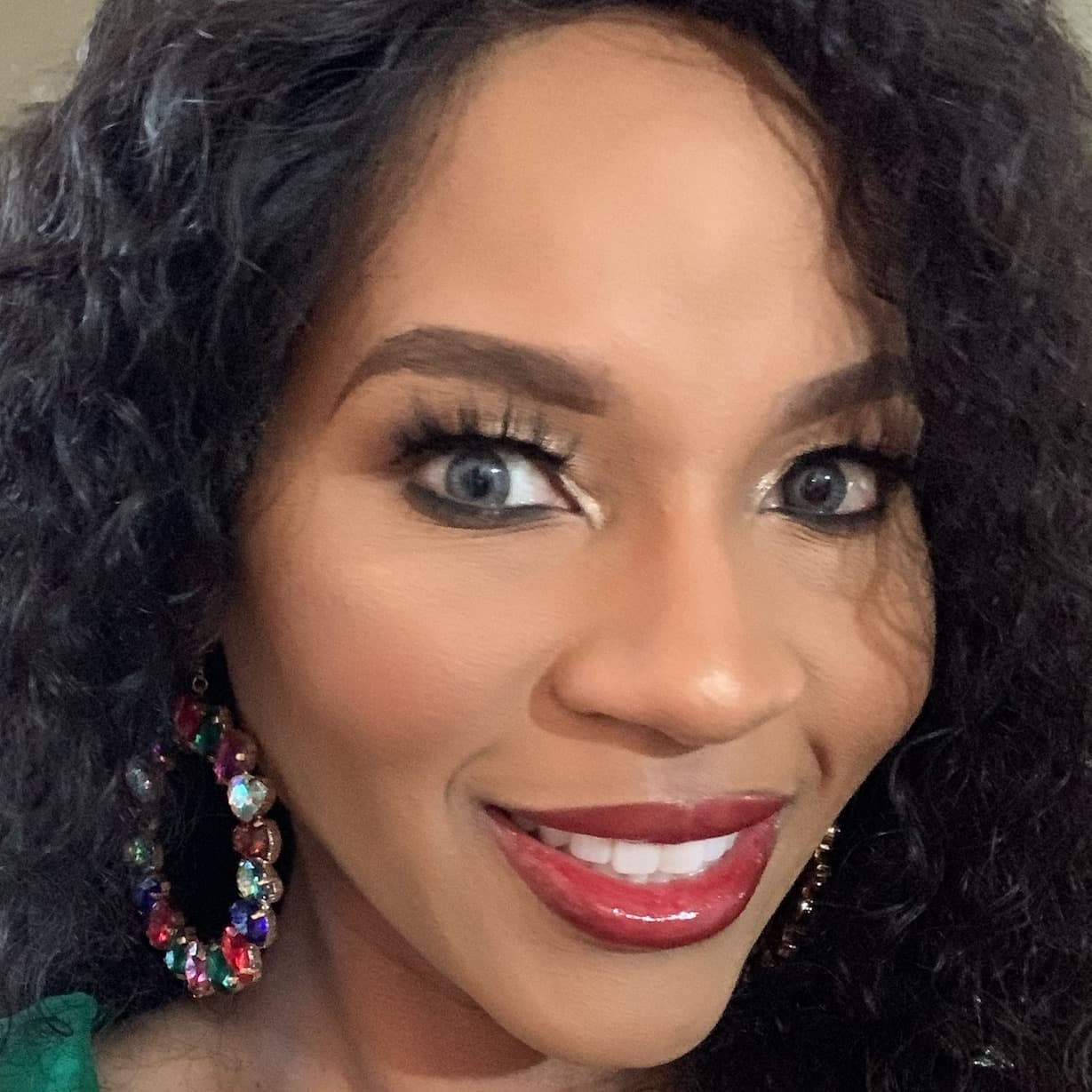 Según la información de las autoridades, la reina de belleza desapareció el pasado martes cuando
<a href="https://www.univision.com/local/dallas-kuvn/confirman-que-el-cuerpo-hallado-en-lago-en-irving-es-de-la-reina-de-belleza-lashun-massey-video">salió a correr alrededor del lago y nunca regresó a su casa.</a>
<br>