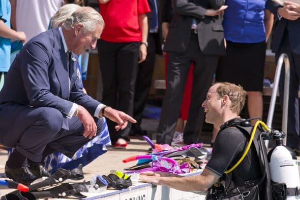 William se dio un alegre chapuzón