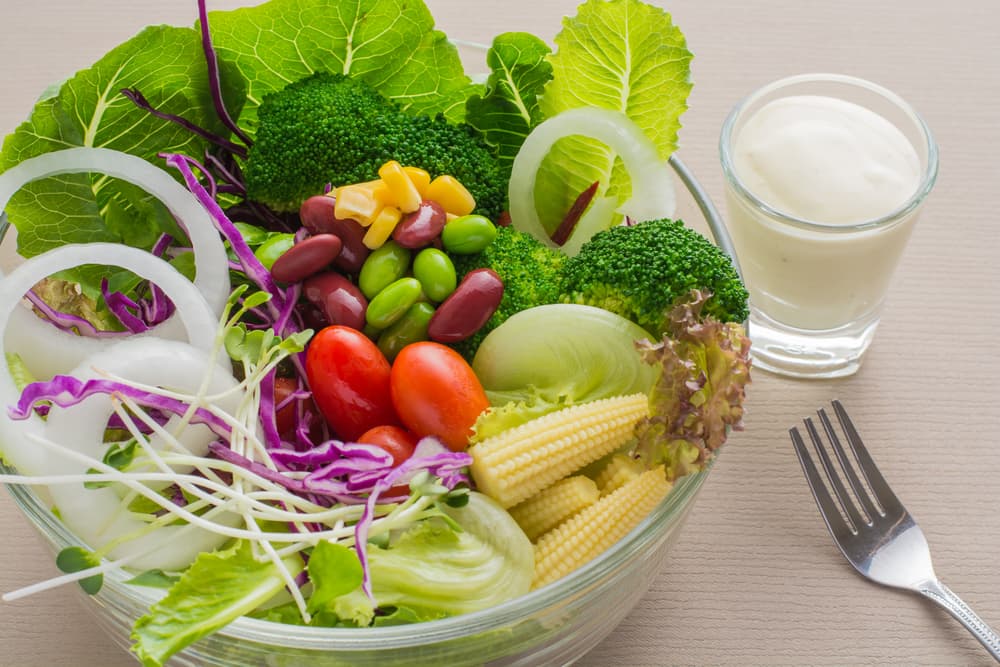 Con estos aderezos tus ensaladas van a dejar de ser aburridas. Muchos ingredientes pueden ser incorporados en los aderezos, solo es cuestión de experimentar.
