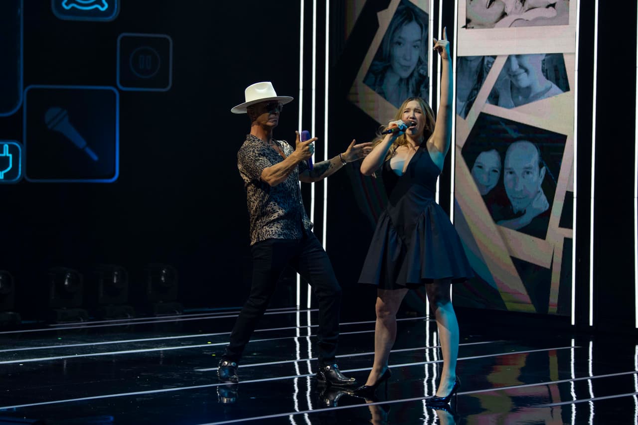 Por su parte, Mía Rubín no pudo evitar demostrar todo el amor que siente por su padre Erik Rubín, y en cada participación no podía evitar decirle "papito, te amo".