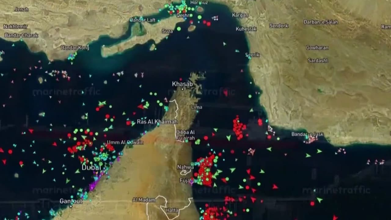 Guerra con Irán: ¿Qué se sabe sobro el cobro por el paso de mercancías en el estrecho de Ormuz?
