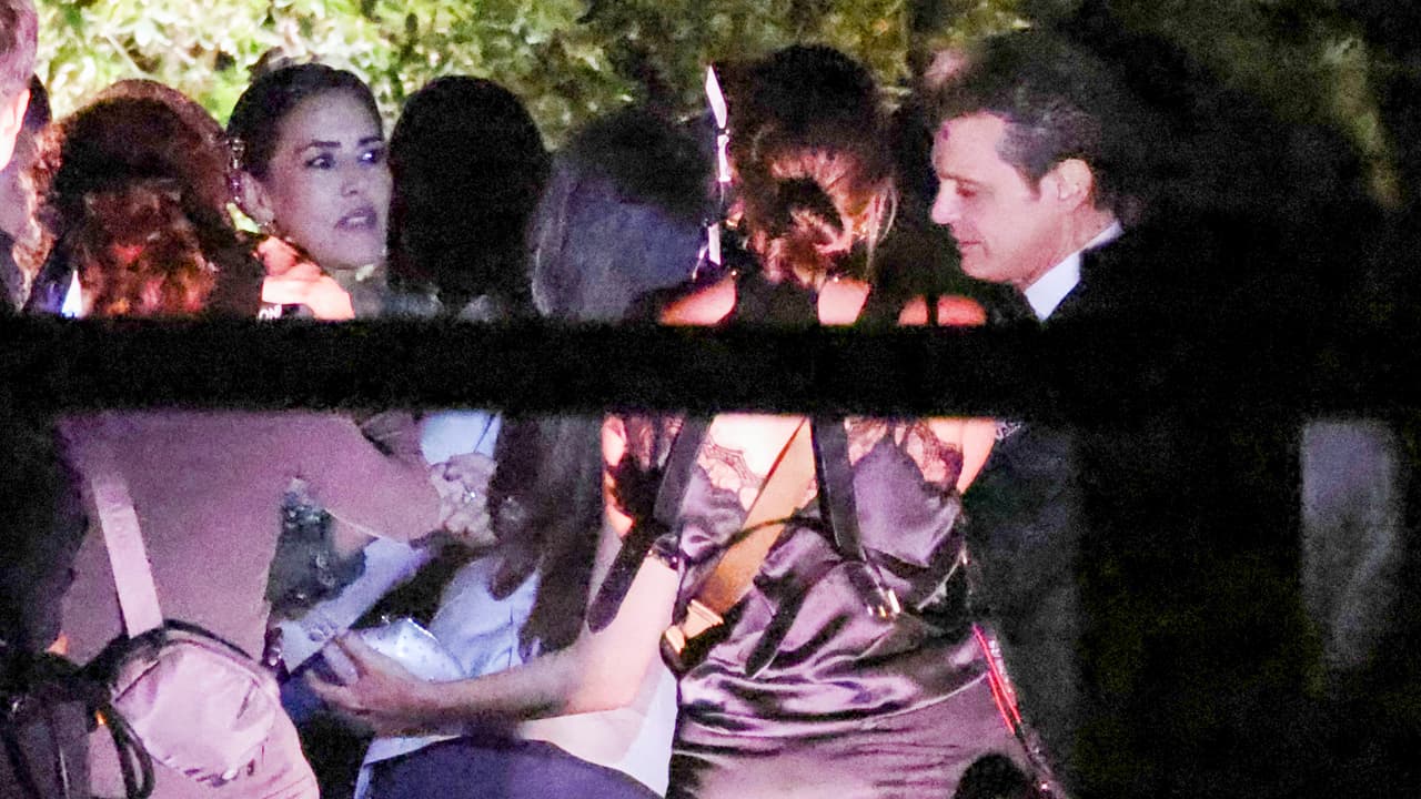 Stephanie Salas parecía estar muy atenta a la presencia de su ex.