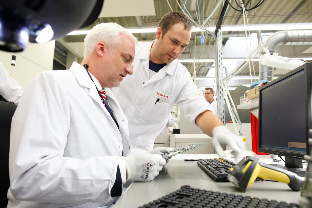 Por qué cayeron tanto las solicitudes de la visa H-1B