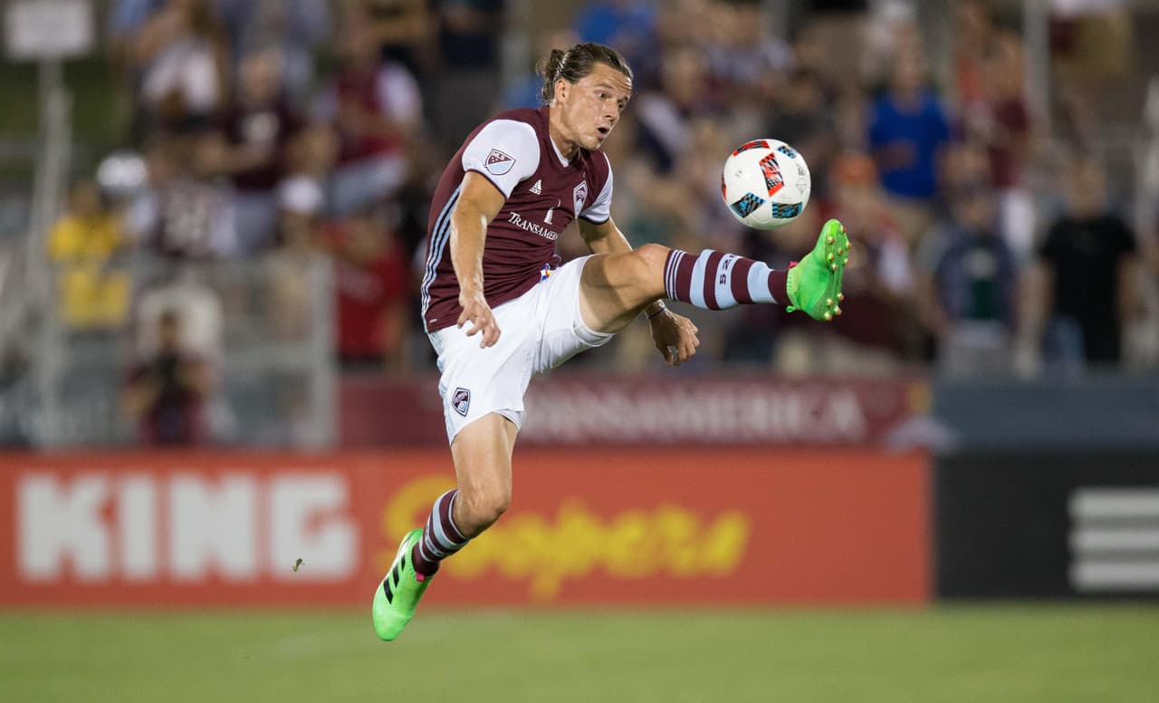 MARC BURCH (DEF) | El central de Colorado Rapids fue el cerrojo en la victoria por 2-0 sobre Vancouver Whitecaps.