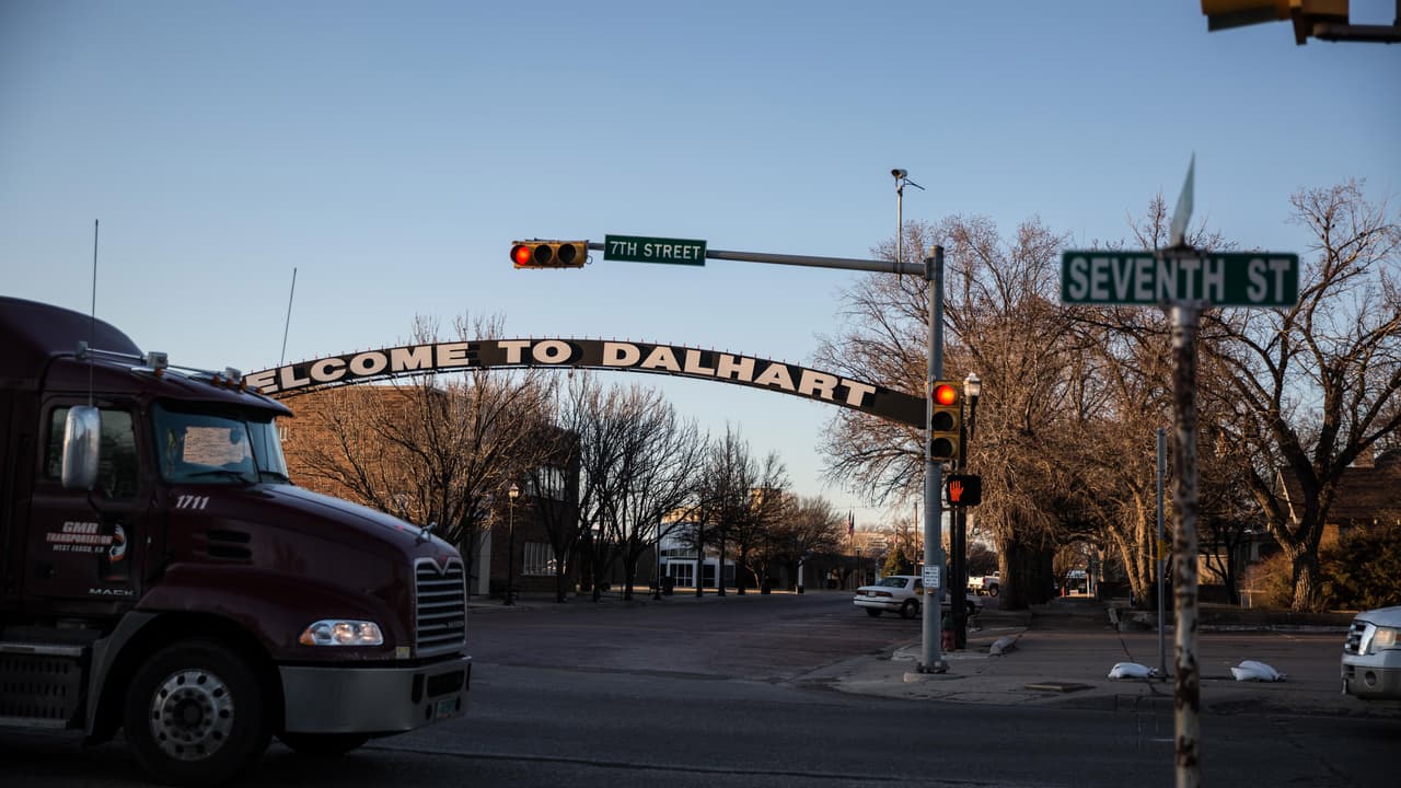 "Me voy a México, no quiero jugarme la vida aquí": empleados con visas H-2A reclaman que su empresa no los protege del coronavirus