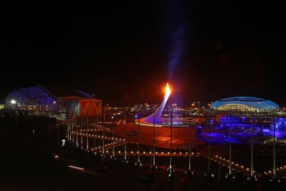 Entre acusaciones contra el presidente Vladimir Putin por represión contra la comunidad gay, los Olímpicos avanzaron.