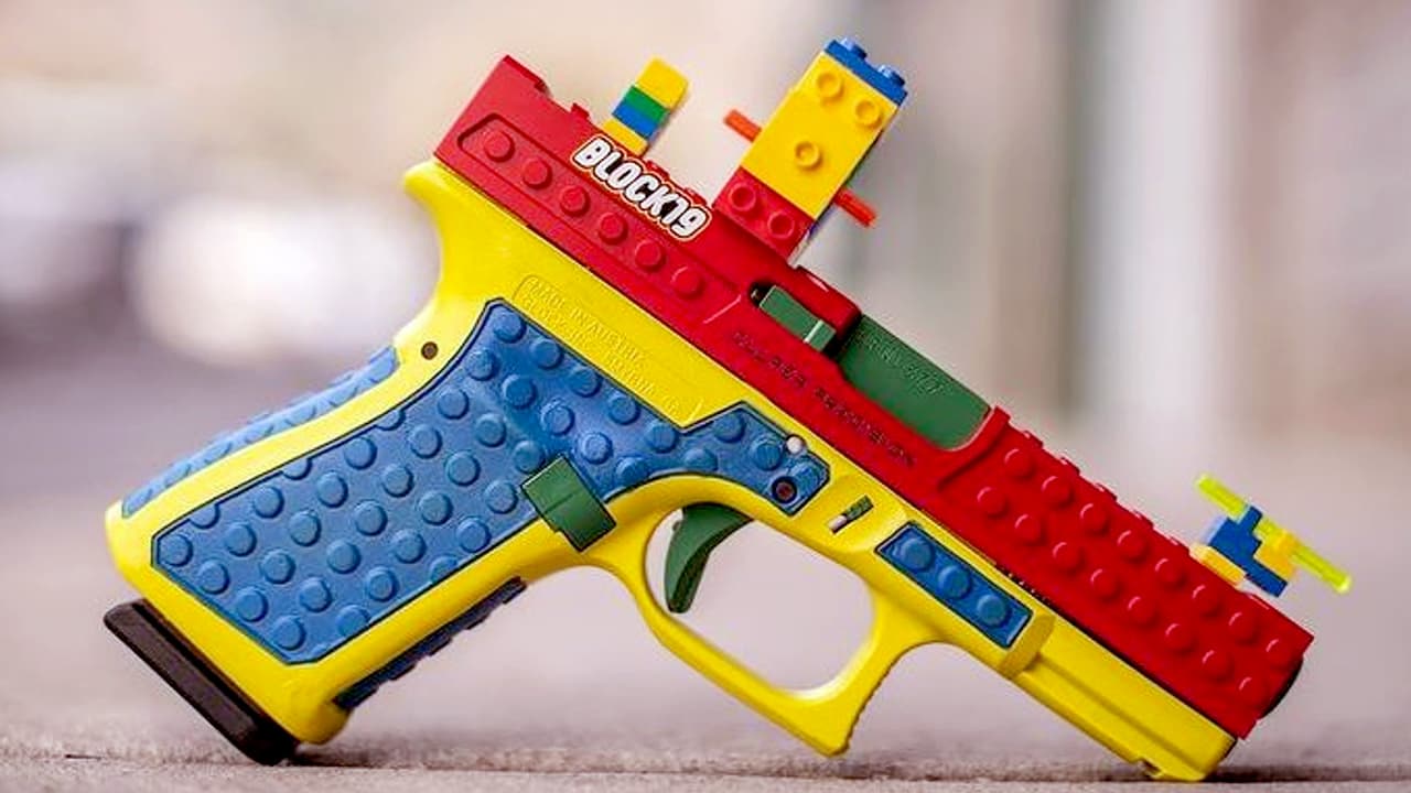 Pistola que parece de lego causa la ira de activistas que abogan por el control de armas