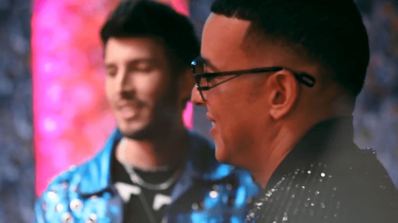 Con esta canción, los hermanos Jonas, así como Sebastián Yatra, Natti Natasha y Daddy Yankee se destacan ya como todas unas estrellas bilingües.