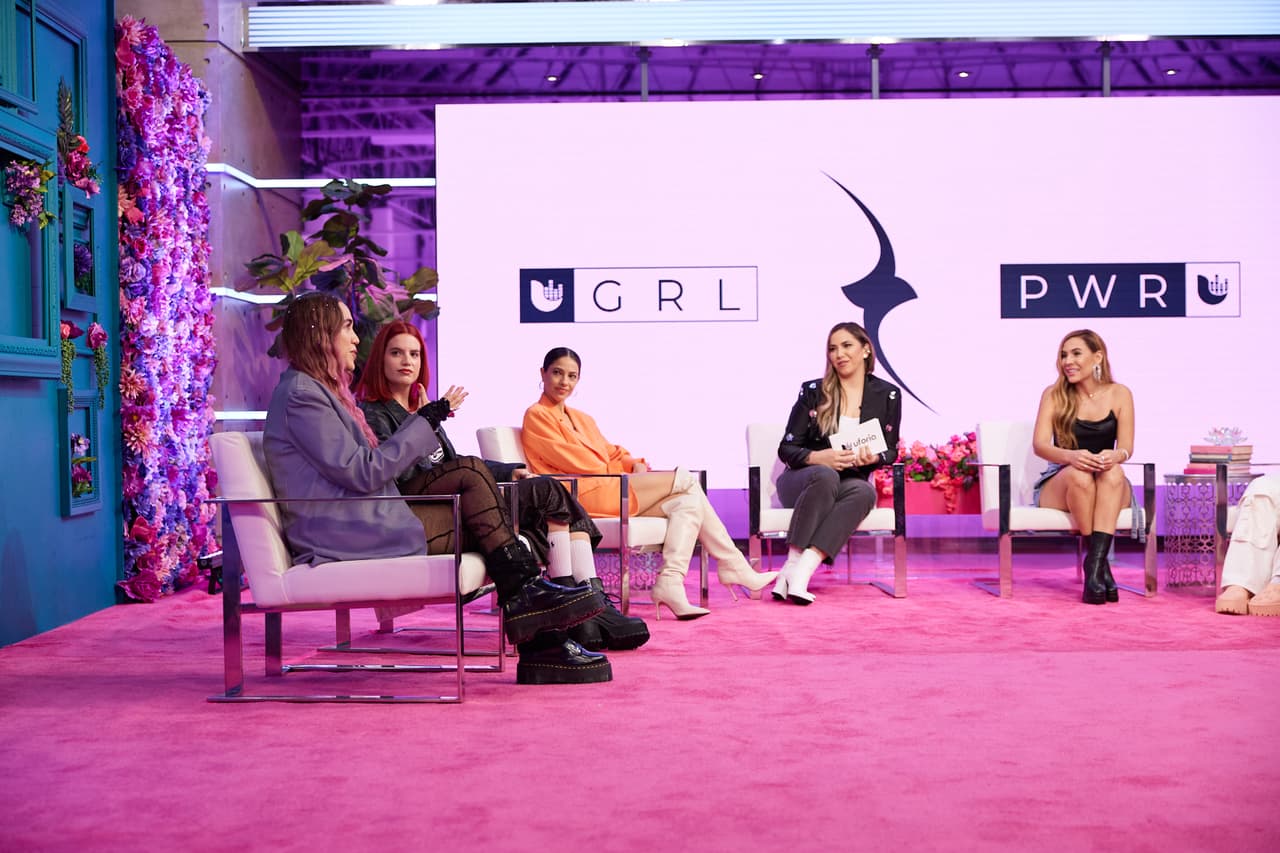 El lado fuerte y empoderado, pero también el dulce y romántico de cada una, que muchos de sus fans no conocían.