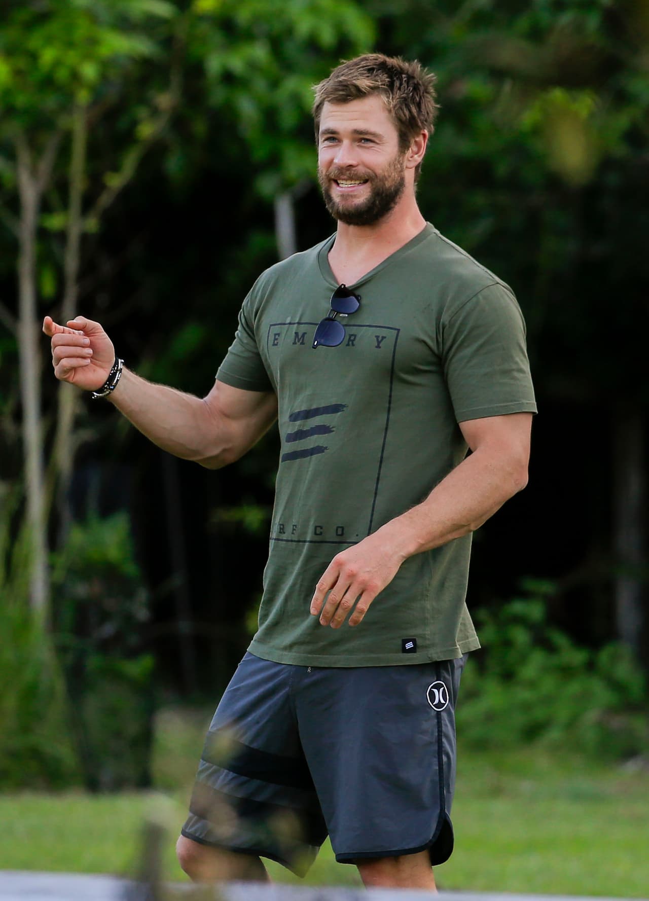 Elsa Pataky y Chris Hemsworth ahora viven en el pueblo costero de Byron Bay.