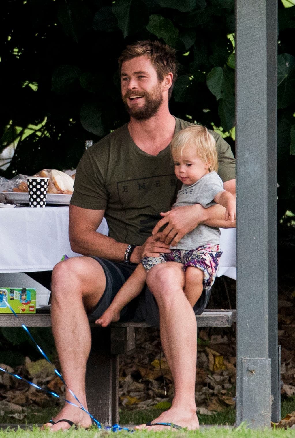 También disfrutaron de un picnic con sus gemelitos.