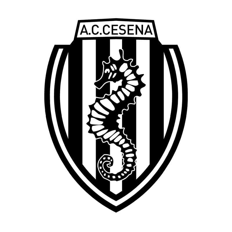 <b>A.C. Cesena (Italia) - </b>aunque es simple, blanco y negro, lo que llama la atención es el caballito de mar.