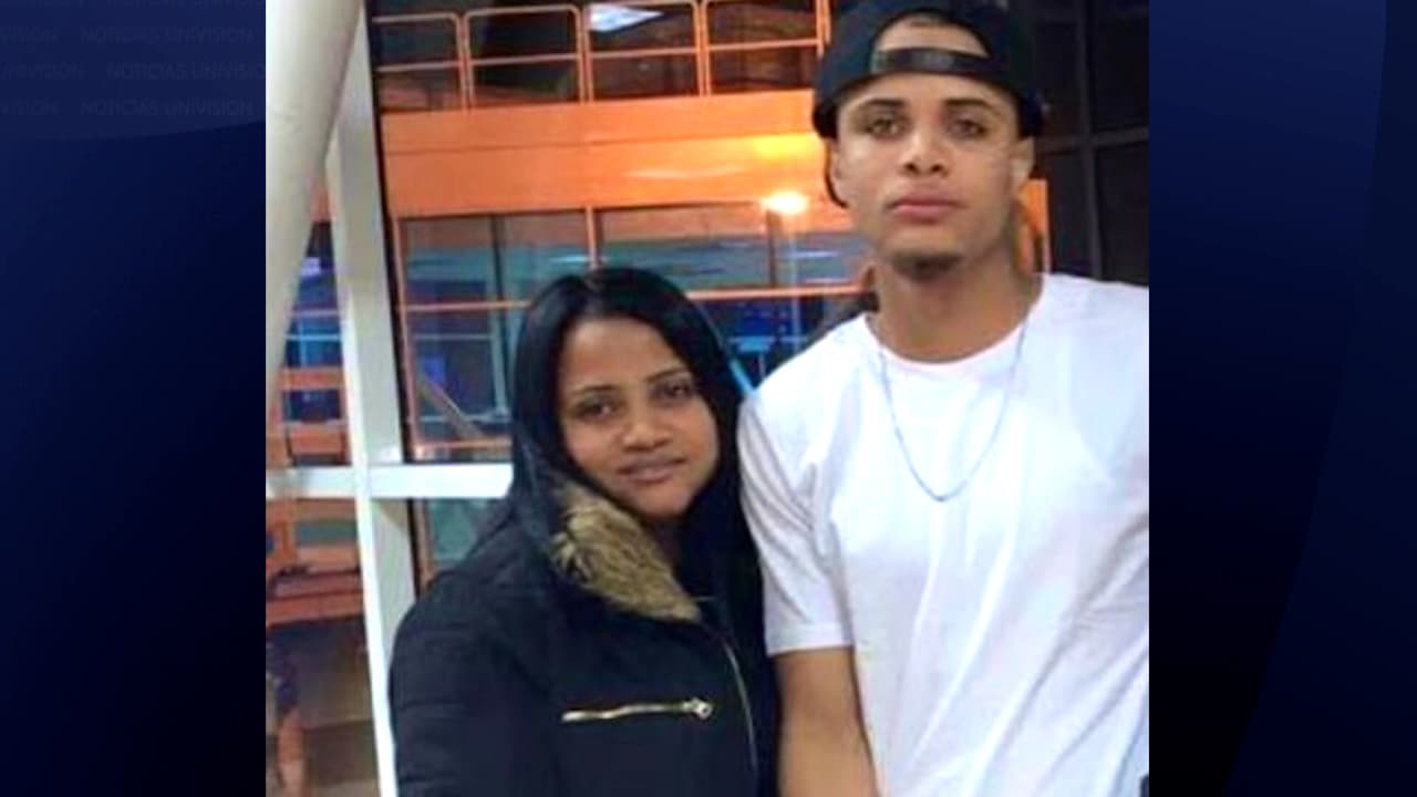 El detonante de la tragedia, añadió la familia de Rosa, habría sido que la mujer ya había advertido a su pareja que si perdía su trabajo por culpa de las constantes llamadas que le hacía, terminaría con la relación. 
<br>
<br>“Ella le había dicho:
<b> si me botan de mi trabajo por tu culpa, nos vamos a dejar</b>”, detalló su hermana.
<br>