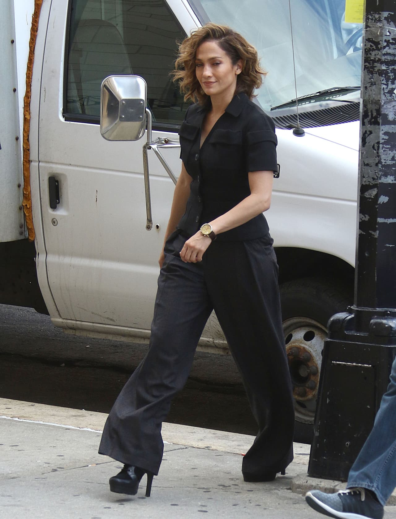 Ella se dio el tiempo de saludar a todos los que estaban cerca de la locación.