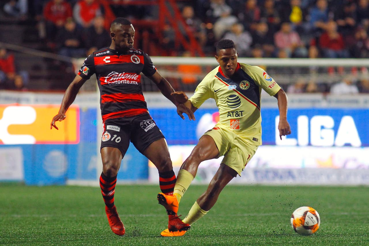 Desde el principio del encuentro ambos equipos manifestaron su intención por buscar el resultado y los tres puntos.