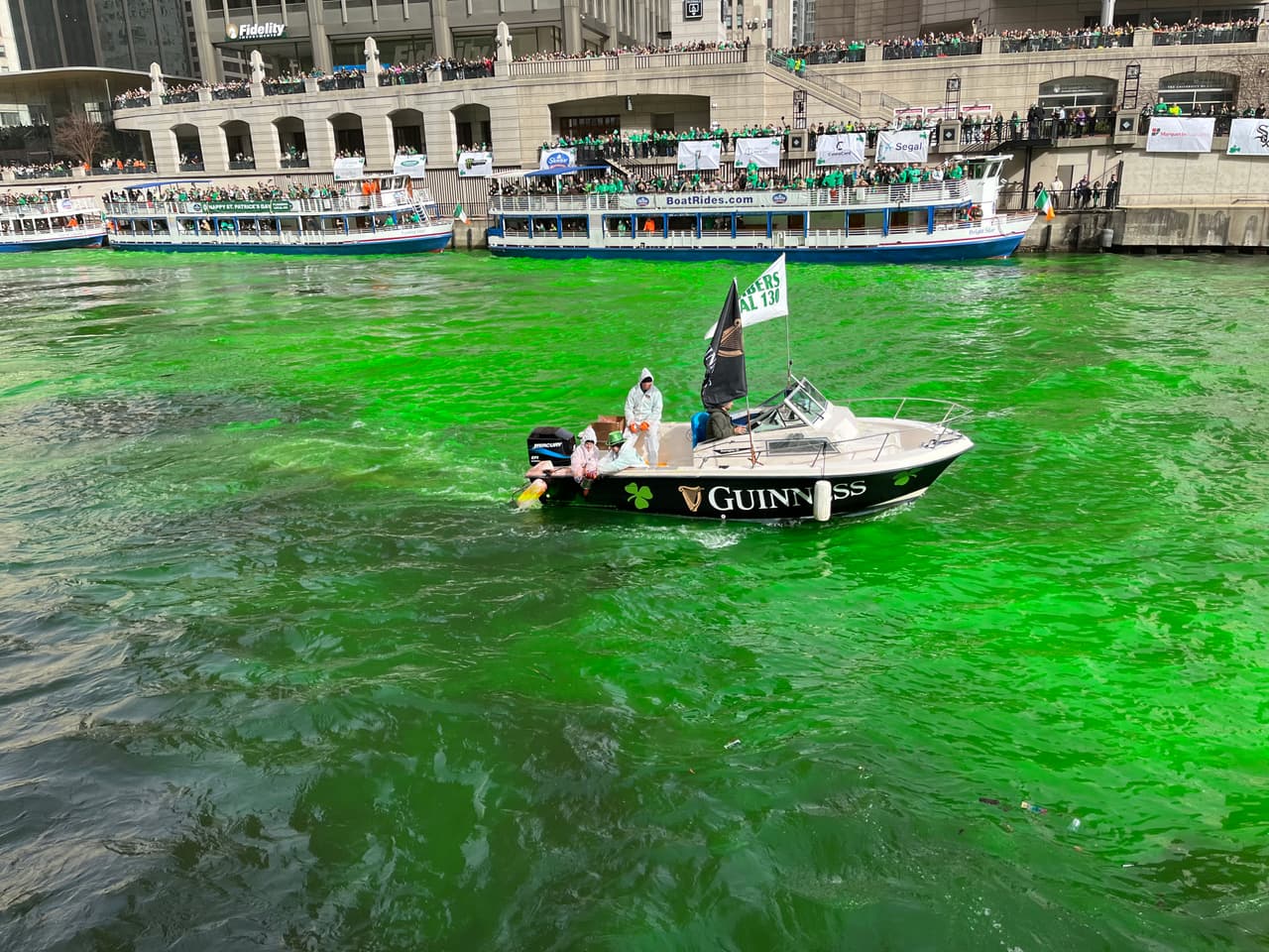 El color verde en el río solo dura unas cuantas horas y quizá en los días siguientes todavía se detecten algunas áreas verdes, pero generalmente se desvanece el mismo día.