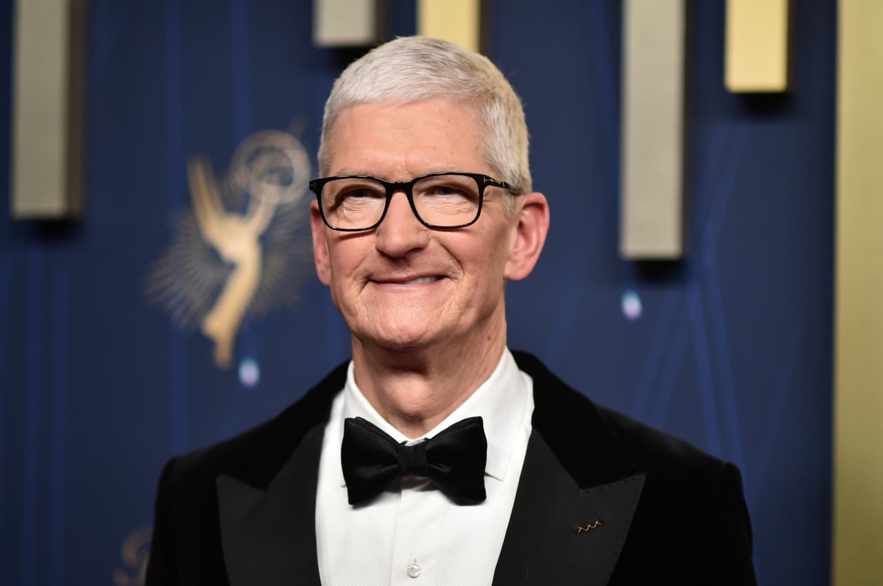 Tim Cook dejará la dirección de Apple y John Ternus será el nuevo CEO