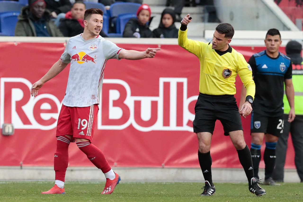 Alex Muyl fue el autor de los dos primeros tantos de New York Red Bulls en la remontada con goleada incluida 4-1 ante San Jose Earthquakes.