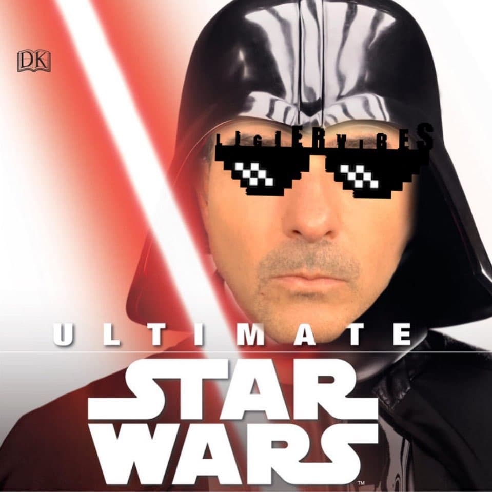 Carlitos siempre le pone mucho buen humor a nuestros días, y así celebró precisamente el 4 de mayo.