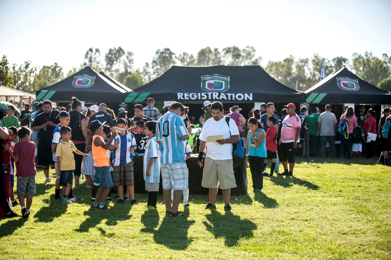 Diversión familiar en Copa Univision Fresno.