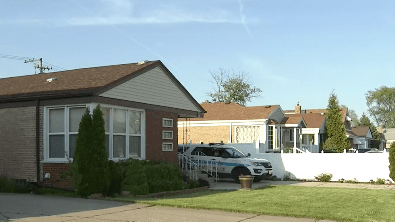 Residentes del vecindario de Scottsdale comentan a reporteros de Univision que vieron a un bebé en días anteriores y a una persona que se parecía a Marlen. Además dicen que un bebé nació en la residencia allanada.