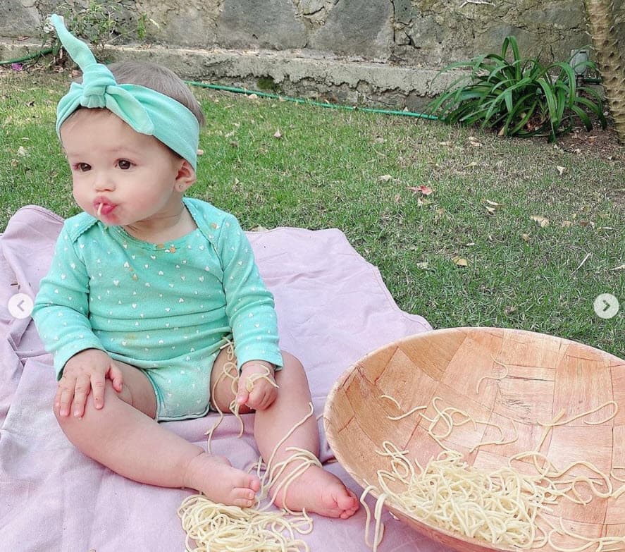 La rubia actriz de 40 años también compartió que la llegada de Martina no ocurrió tan pronto como ella y su esposo hubieran deseado.
<br>