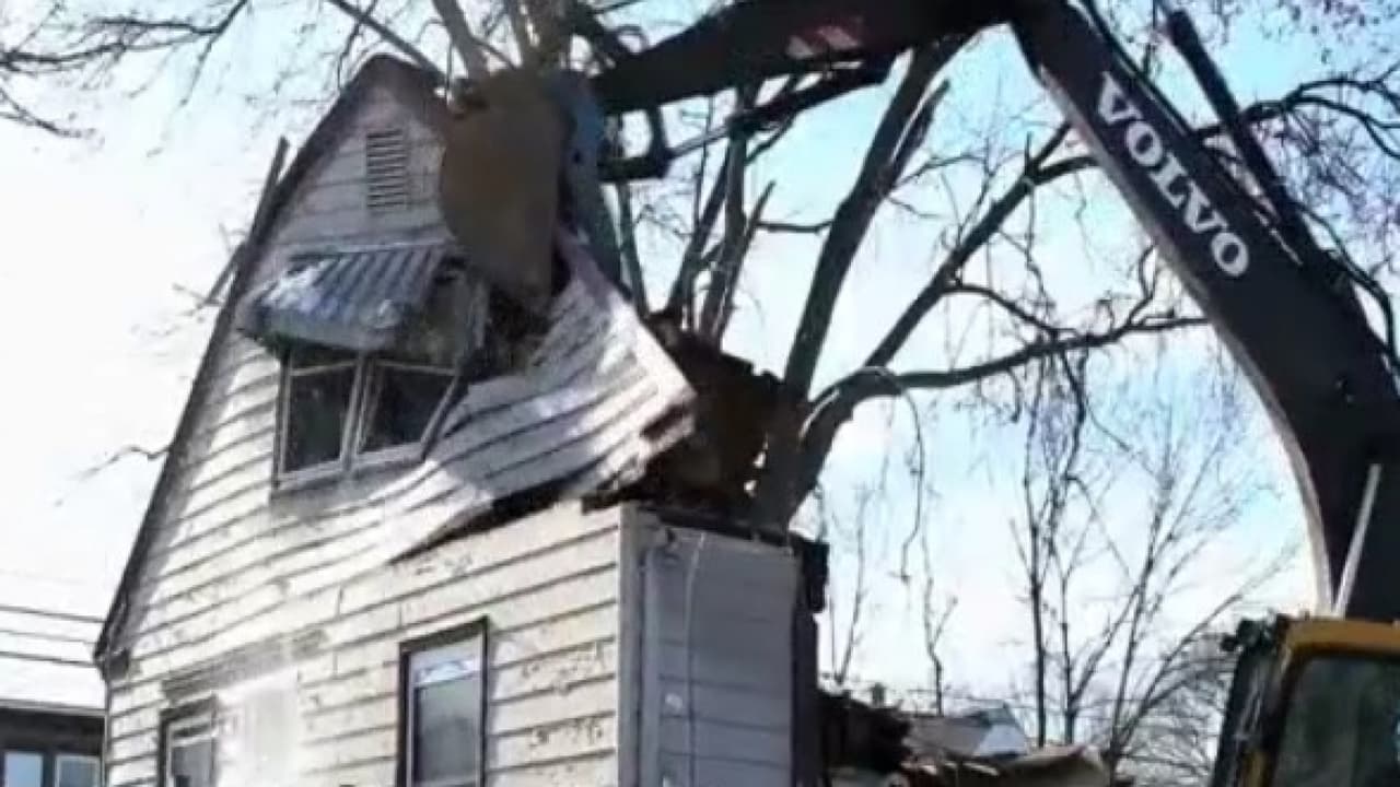 Los desalojos a familias hispanas ocurren más en San Antonio que en otras partes de Texas, dice estudio