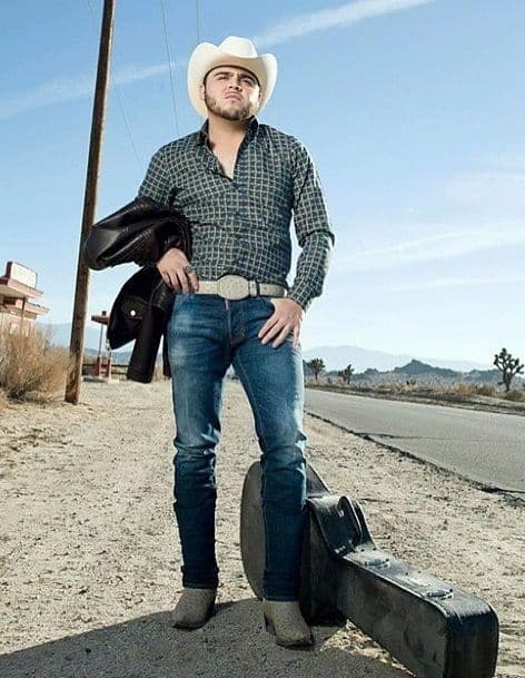Lo cierto es que Gerardo Ortiz se encuentra 'Hoy Más Fuerte', por eso el título de su disco quedó a la medida.