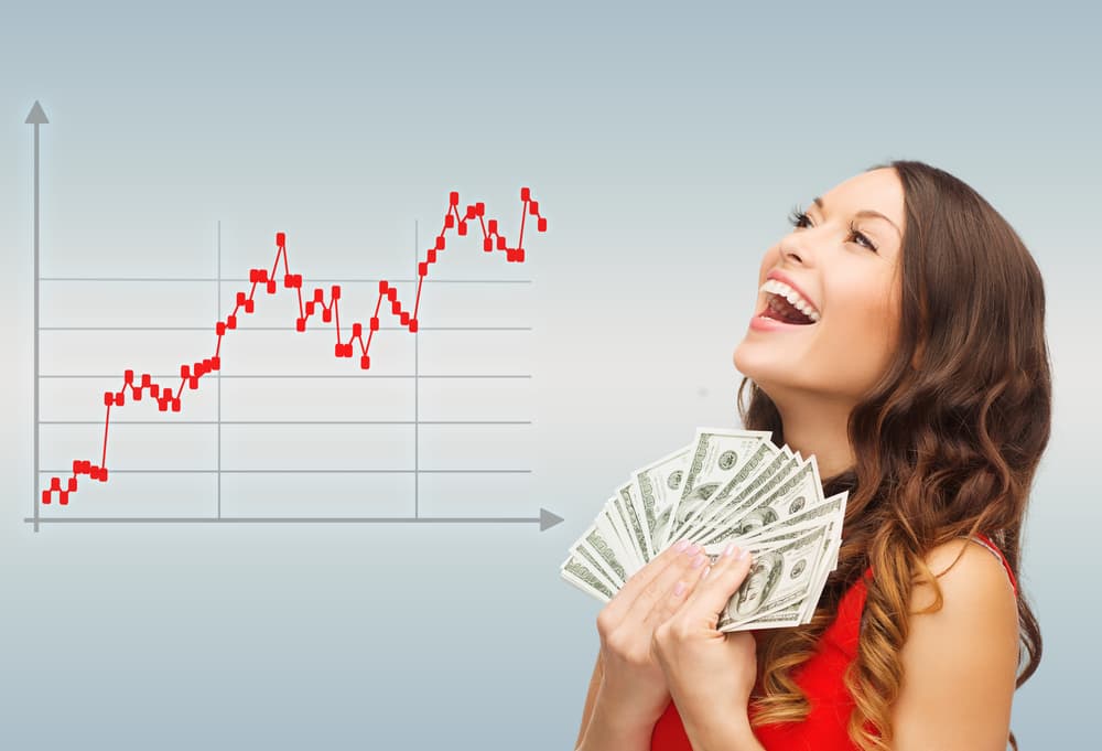 <b>Capricornio</b>
<br>
<b>Hay dinero en el ambiente</b>
<br>Mercurio llega con un alto nivel de recuperación económica en tu signo capricorniano. El período presente es fructífero y promete muchas ganancias. Hay dinero en el ambiente si te mueves en el campo del arte o tus actividades laborales tienen que ver con las comunicaciones en general.