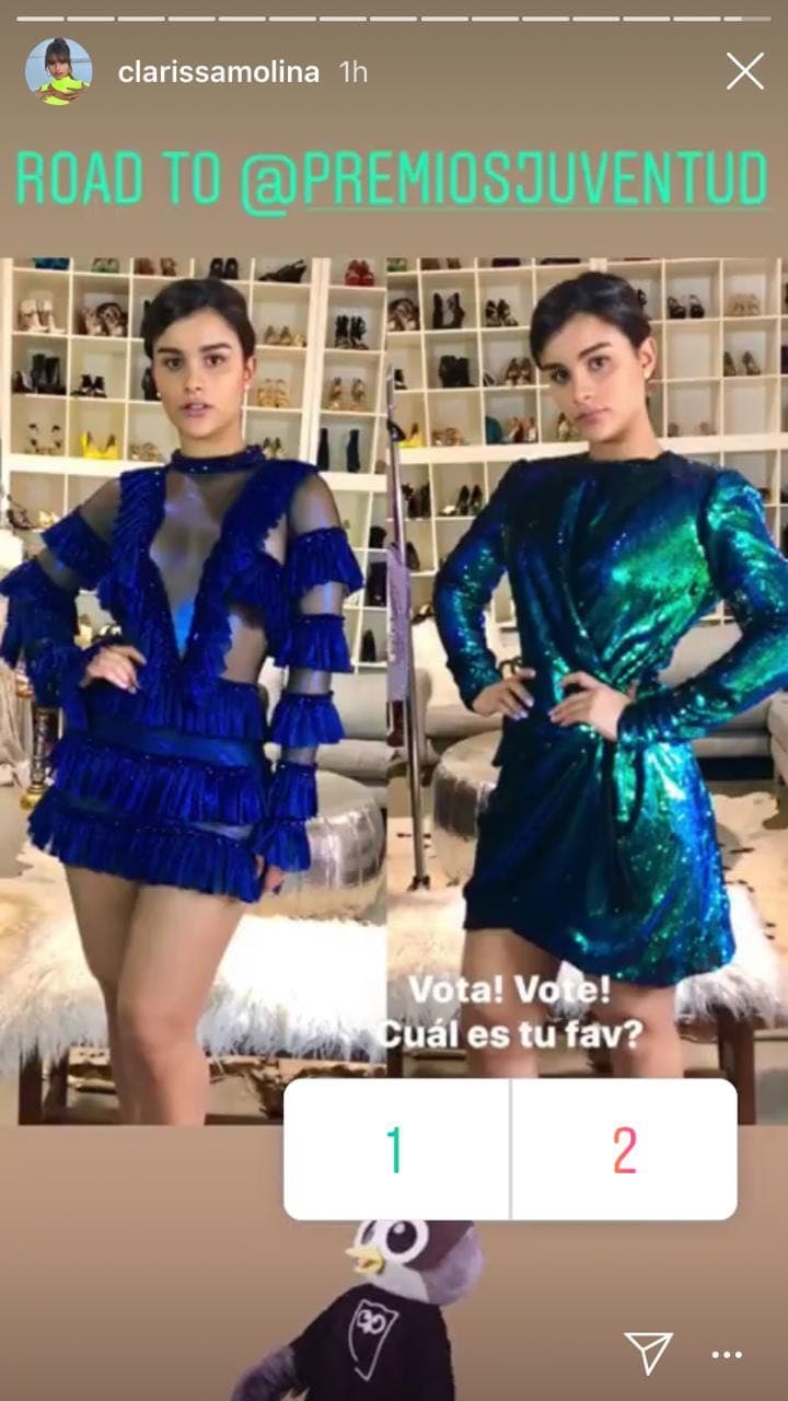 Estos son los dos vestidos que están en competencia.