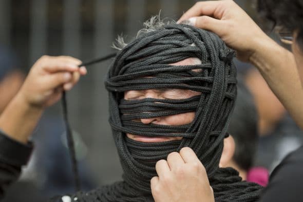 Las víctimas recordaron que el presidente de México, Felipe Calderón, acordó con ellos hace meses que la Fiscalía y la Subprocuraduría de Investigación Especializada en Delincuencia Organizada (SIEDO) llevarían a cabo las investigaciones de los asesinatos y desapariciones de varios casos, las cuales no han dado fruto.