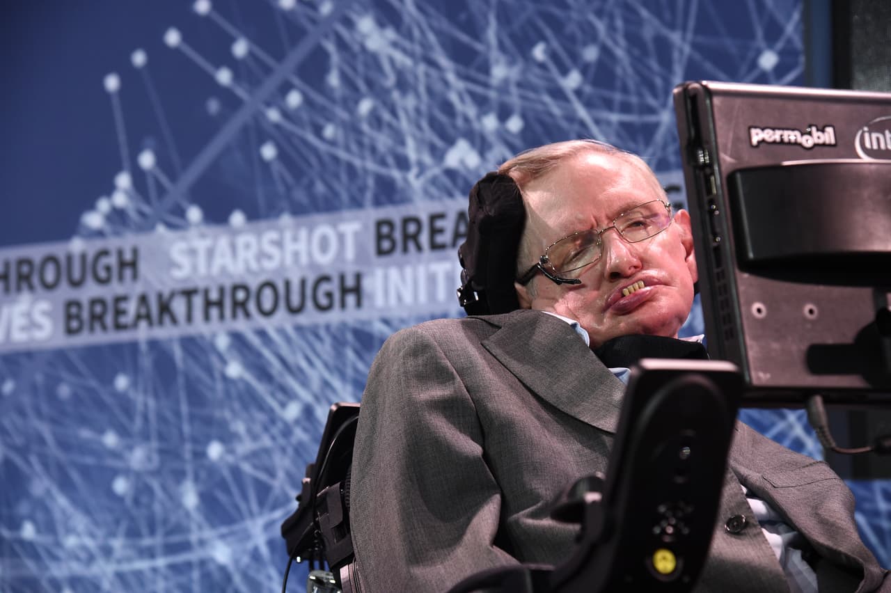 Hay cosas que Stephen Hawking no entiende, entre esas está Donald Trump