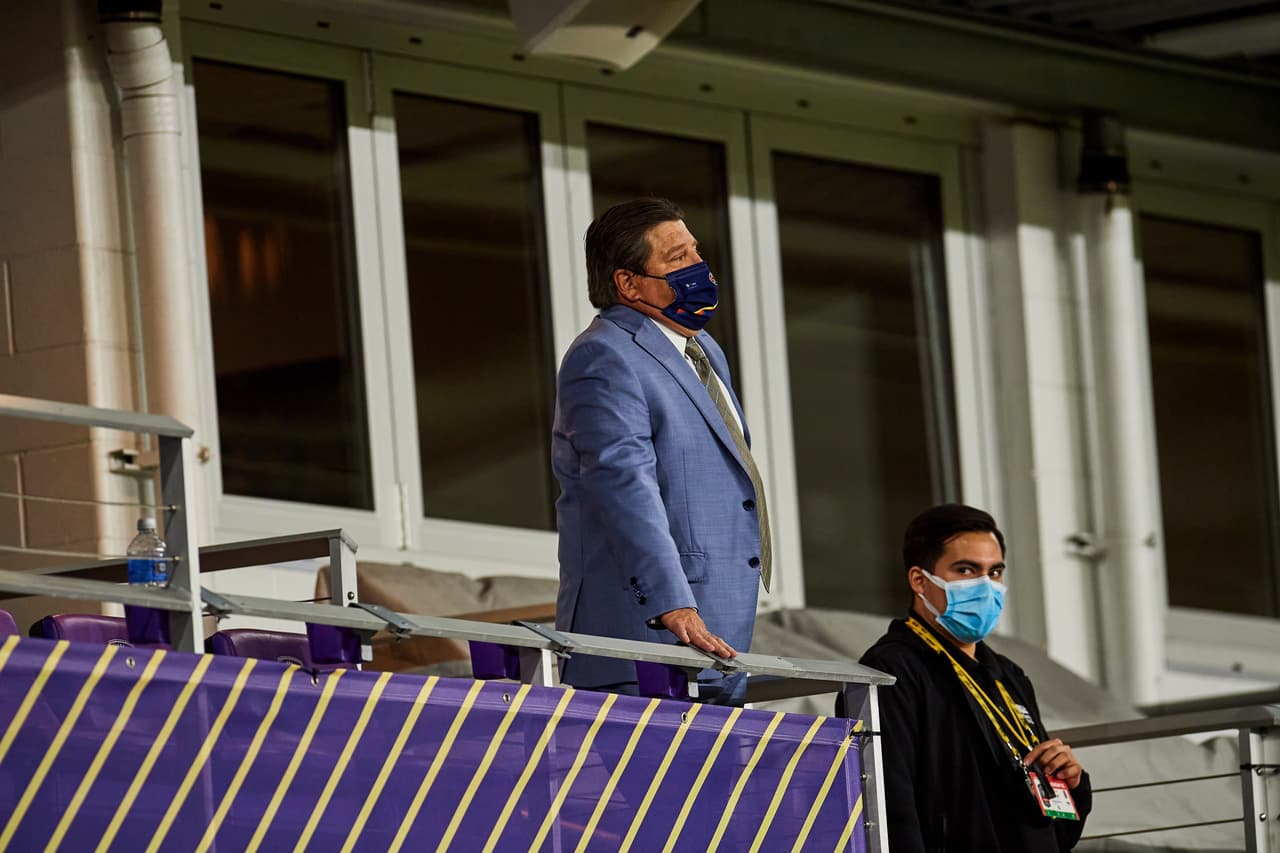 Miguel Herrera terminó expulsado ante el LAFC en Liga de Campeones de Concacaf.