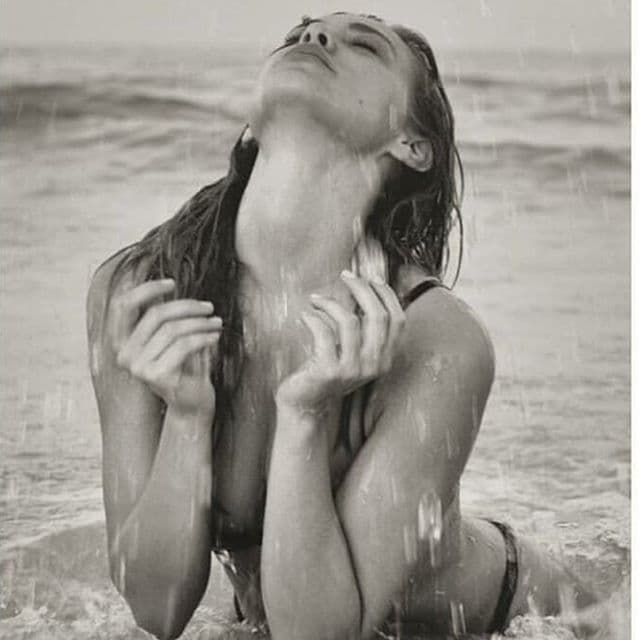 Es originaria de Georgia, país ubicado en el límite entre Asia y Europa.