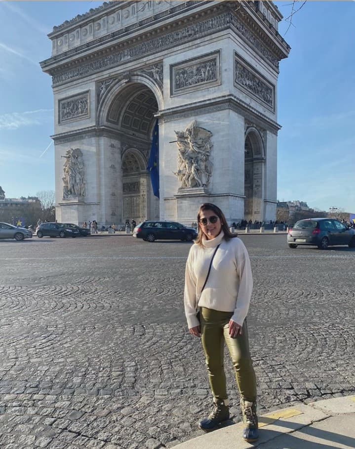 No obstante, la mamá de Jessi cumplió su sueño y rodeada de su familia conoció las calles y edificios de esta emblemática ciudad.