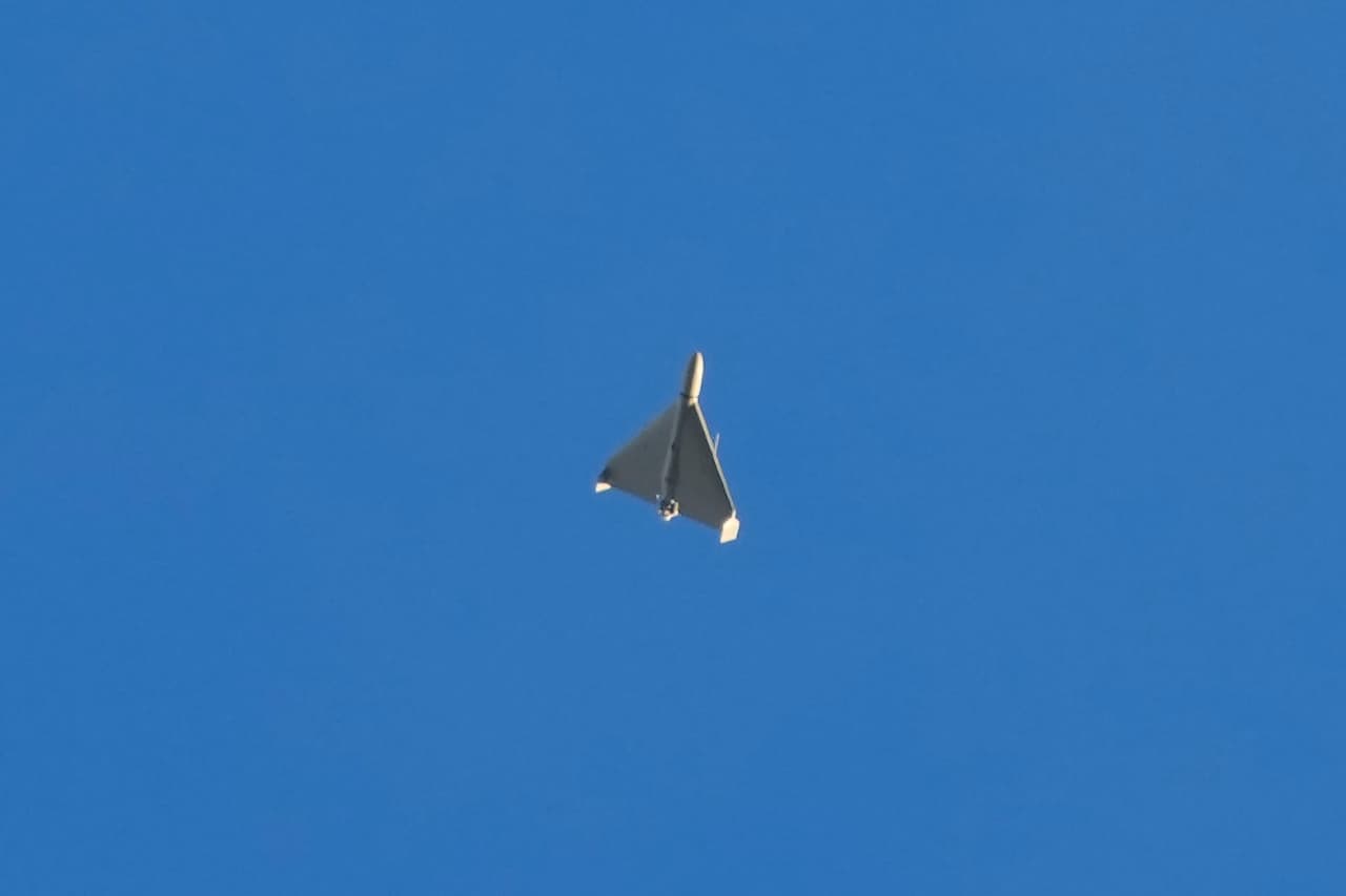 Los ataques rusos continúan contra objetivos civiles en Ucrania: desde la semana pasada, el Kremlin ha estado utilizando un tipo de aviones no tripulados llamados drones 'kamikazes' o 'suicidas' para bombardear ciudades alejadas de la línea de combate.