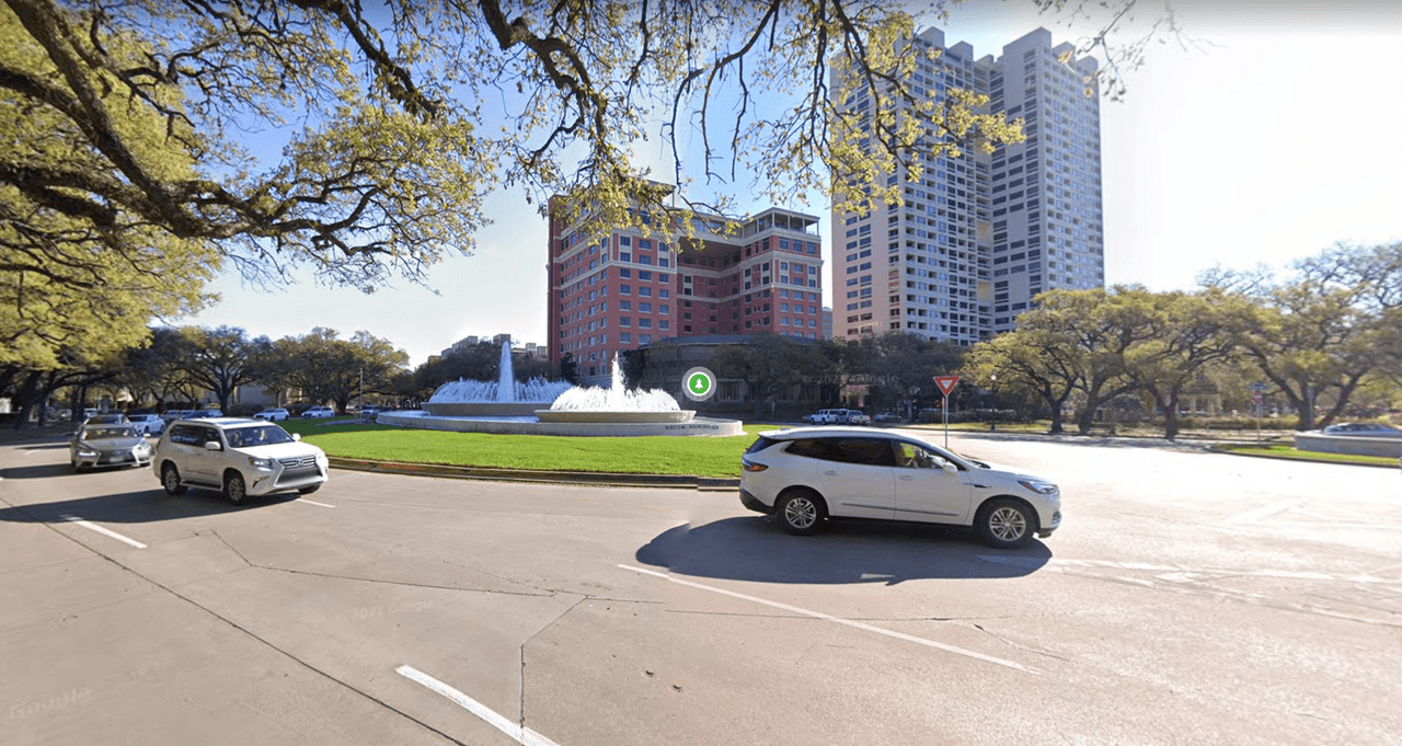 Main y Montrose: 39 accidentes. El lugar peligroso de esta es en la rotonda de la fuente Mecom, cerca del parque Hermann y la Universidad Rice.