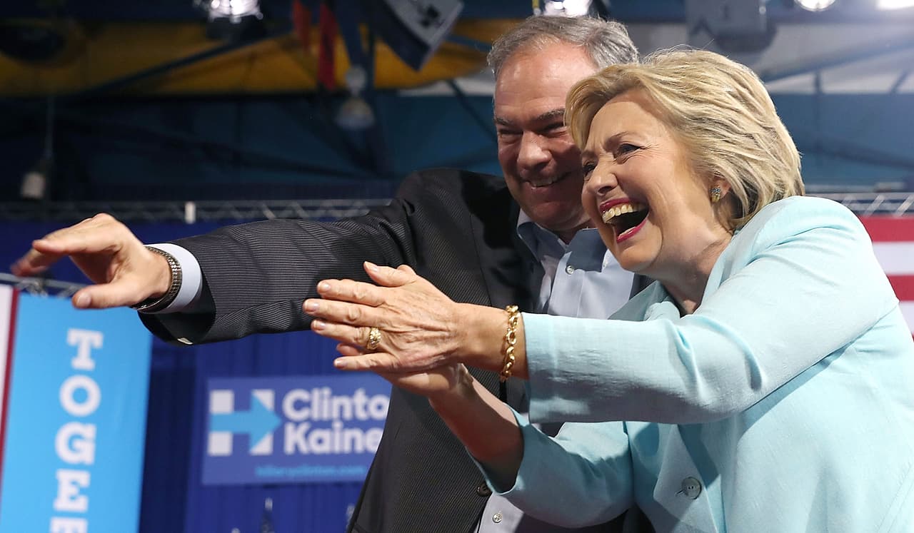 La fórmula Clinton-Kaine ilusiona a los hispanos pero no garantiza que habrá reforma migratoria